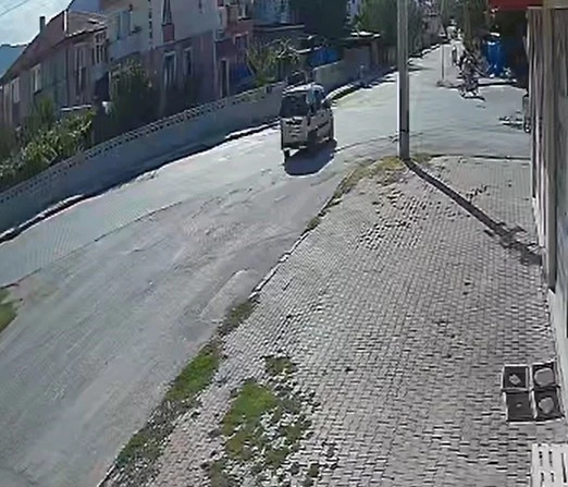Motosiklet sürücüsünün öldüğü kaza güvenlik kamerasında
