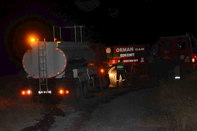 Cunda Adası’nda korkutan makilik yangını
