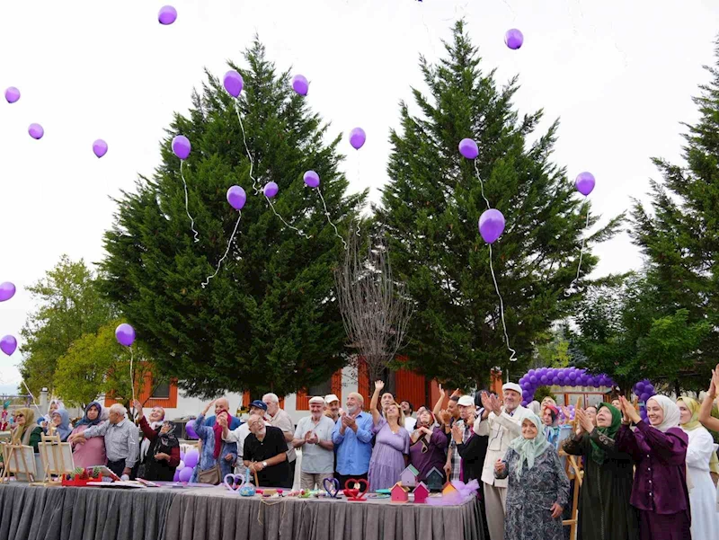 ‘Geçmişin Altın İzleri’ sergisi ilgi gördü
