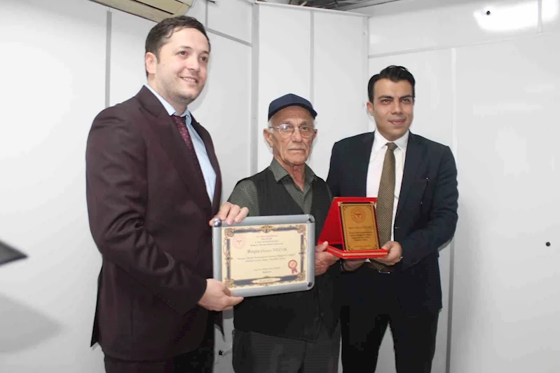 Manyas Devlet Hastanesi’ne panoramik diş röntgen cihazı bağışlandı
