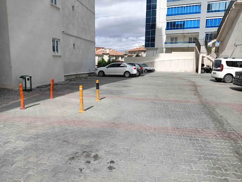 Ankara’da 13. kattan düşen 6 yaşındaki çocuk hayatını kaybetti
