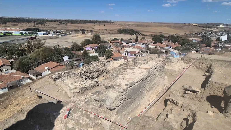 Çorlu Kalesi’nde kazı çalışmaları sürüyor
