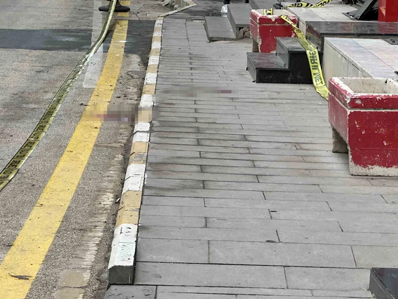 Kastamonu’da genç kadın, otelin penceresinden düşerek hayatını kaybetti
