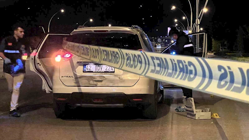 Konya’da bulunduğu aracın önü kesilerek silahlı saldırıya uğrayan kişi ağır yaralandı
