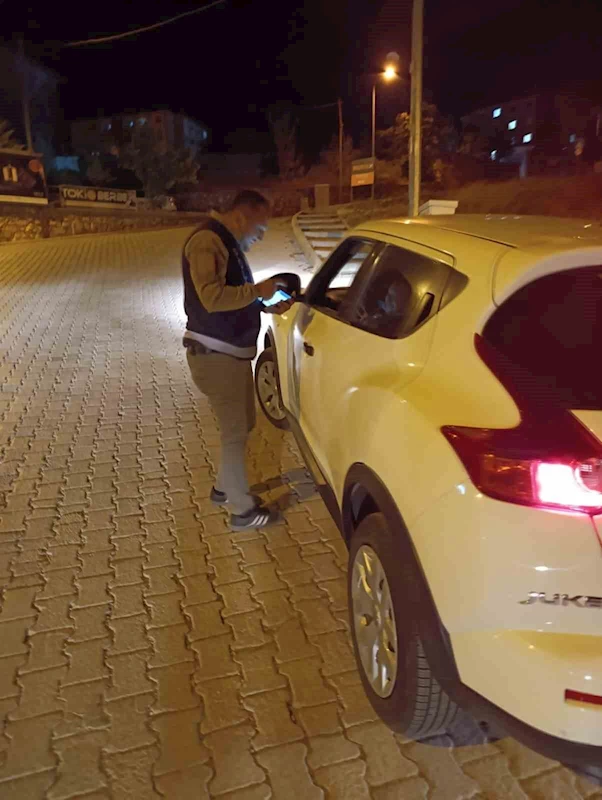 Dinar’da emniyet ve jandarmadan huzur uygulaması

