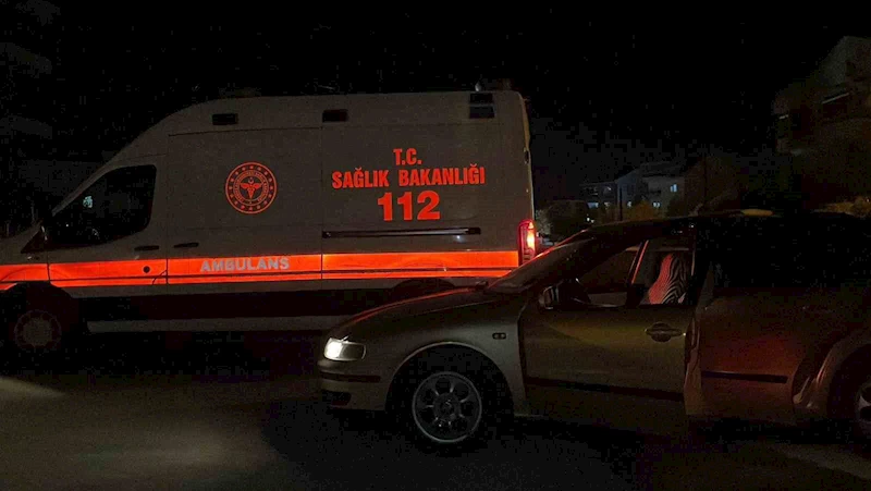 Otomobil elektrikli bisiklete çarptı: 1 yaralı
