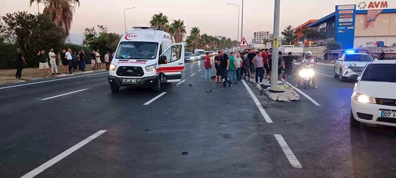 Otomobille çarpışan motosikletli ağır yaralandı
