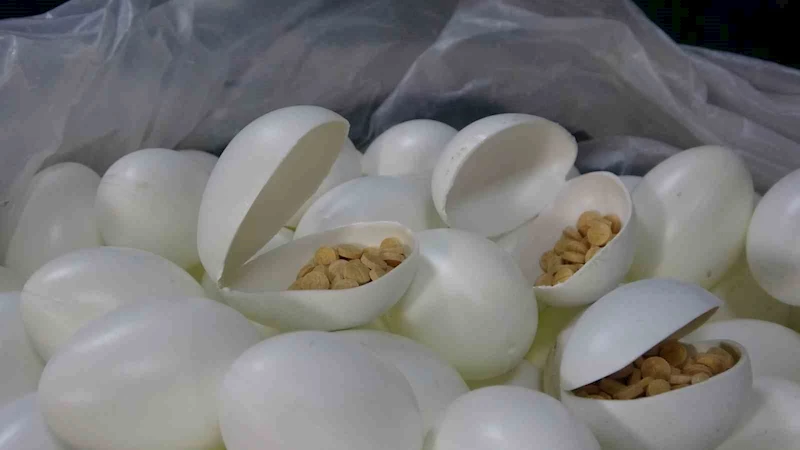 Sürpriz yumurtalardan bile uyuşturucu çıkmıştı: 8 şüpheli adliyeye sevk edildi
