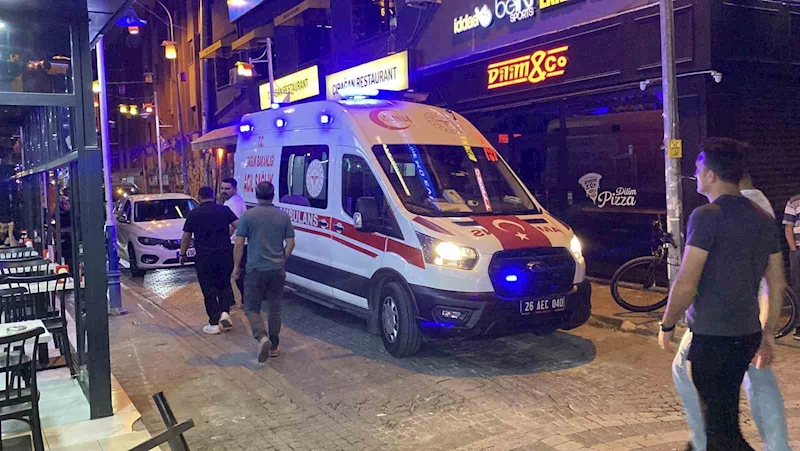 Alacak verecek kavgası kanlı bitti: 1 yaralı
