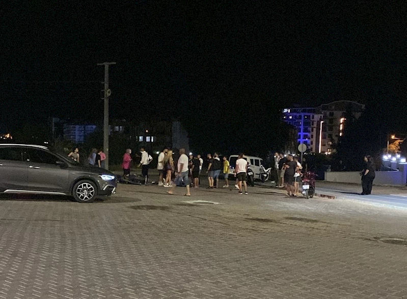 Antalya’da motosikletle otomobil çarpıştı: 1 yaralı
