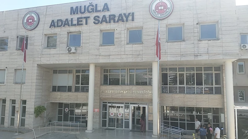 Menteşe Belediye Başkanı Aras’ın ananesinin evine saldıran şüpheliler adliyeye sevk edildi

