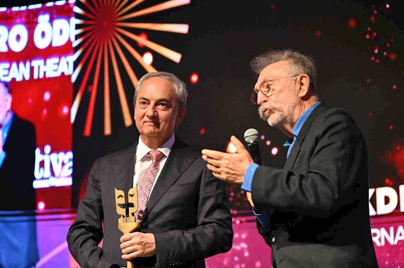 Kepez’in Uluslararası Akdeniz Tiyatro Ödülleri ilk kez sahiplerini buldu
