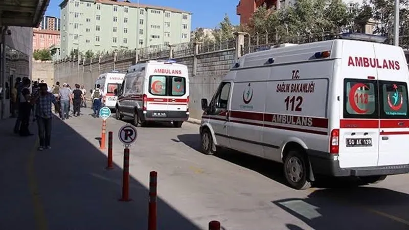 Işık hadisesini izlemeye gelen yaşlı adam cami terasından düşerek hayatını kaybetti
