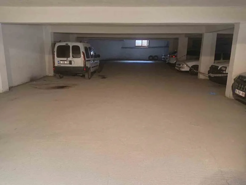 Boşanma aşamasındaki eşinin sevgilisi bıçaklayarak öldüren zanlı gözaltına alındı
