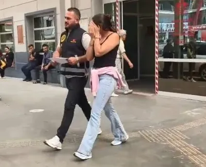 Hırsızlık suçundan 27 yıl ile aranıyordu, yakalandı
