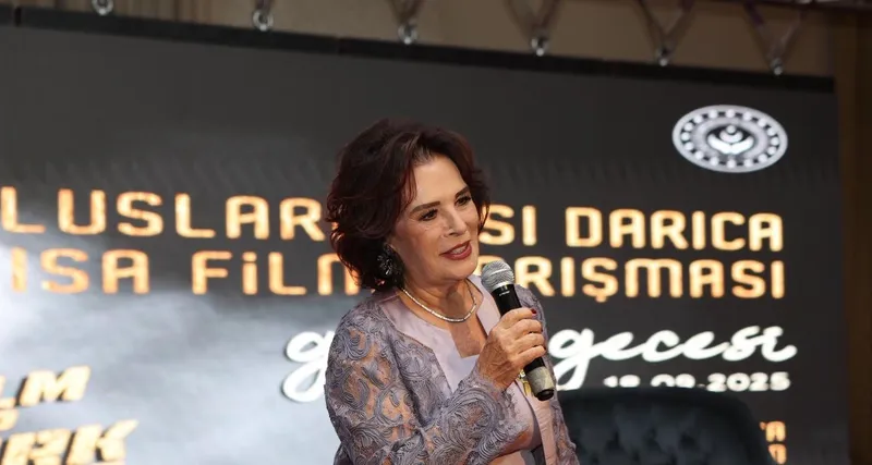 Hülya Koçyiğit’ten yapay zeka yorumu: 