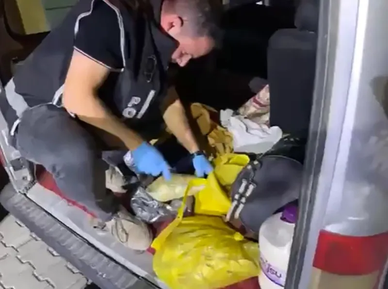 Tarihi eserler yurt dışına kaçırılamadan yakalandı
