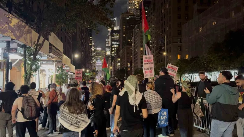 Netanyahu’ya BM konuşması öncesi New York’ta protesto
