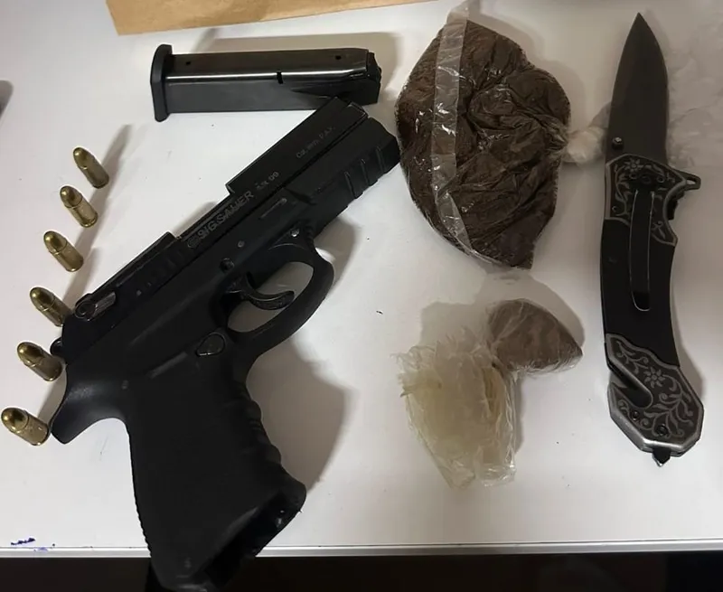 14 yıl 6 ay hapis cezası ile aranan hükümlü silah ve uyuşturucuyla yakalandı
