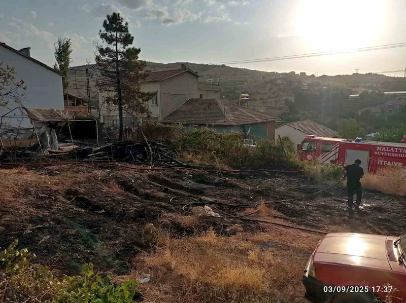 Malatya’da iki ayrı noktada bahçe yangını
