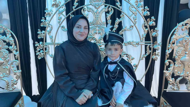 Ordulu şehidin emanetlerine anlamlı destek: Sünnet konvoyuna jandarma da katıldı
