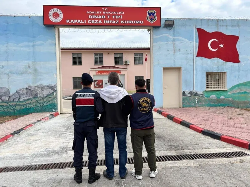 Hapis cezasıyla aranan şahsı jandarma yakaladı
