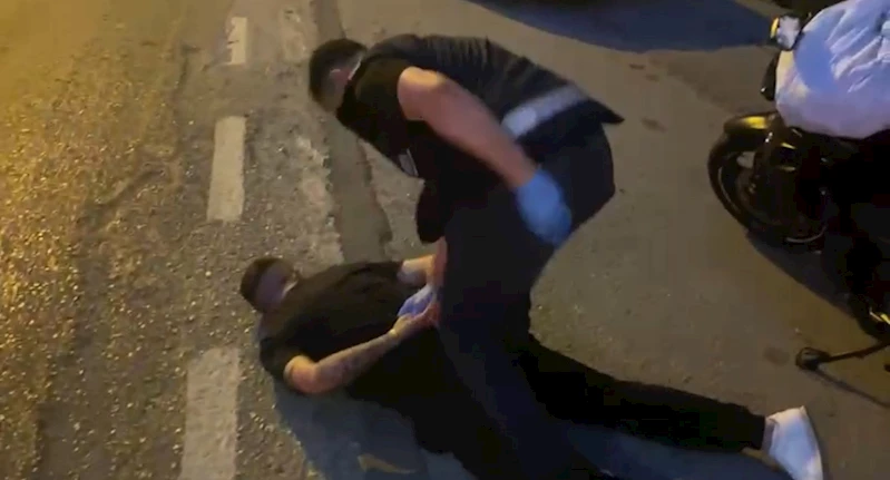 Motosikletli çarşaf operasyonu: 16 yaşındaki çocuktan 68 bin hap
