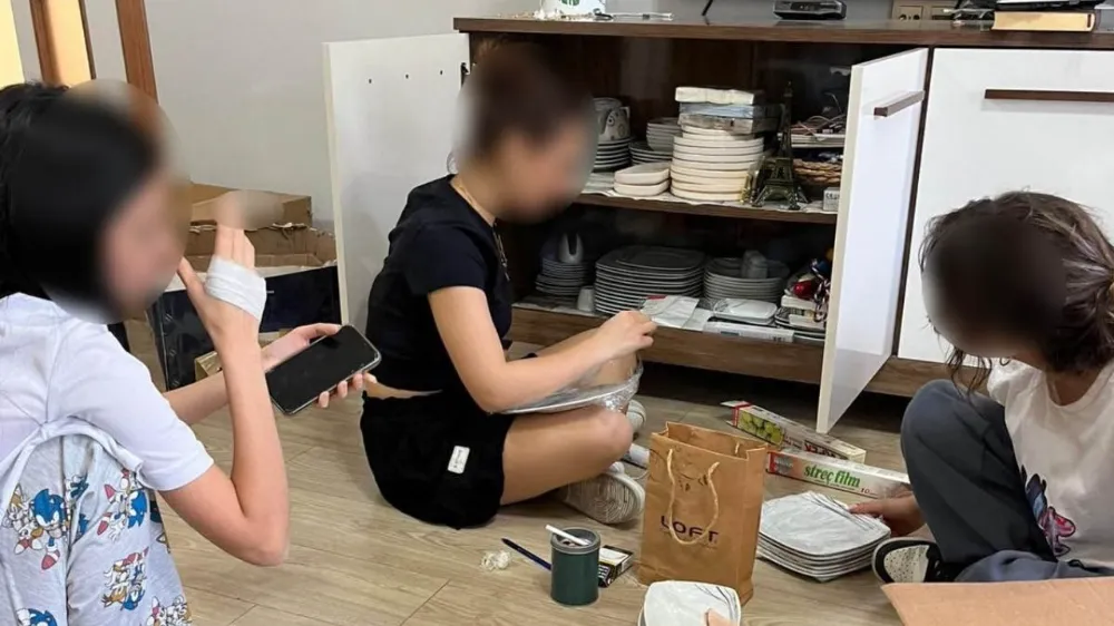 Öğrencileri evine götürüp temizlik yaptıran öğretmene soruşturma